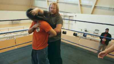 Frank: I always wanted to get
the community involved - The Wrestlers
