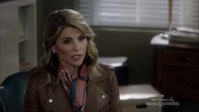 Frank, i don't think
the text was sent by lita, - Garage Sale Mystery: Murder By Text