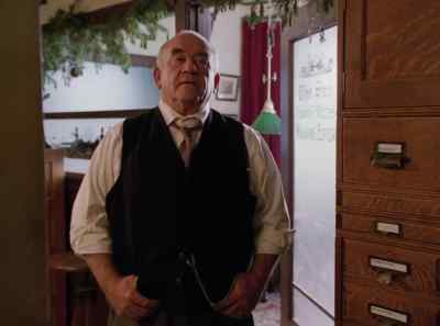 Frank. - Yes Virginia, There Is a Santa Claus