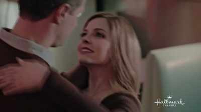 [Frank Sinatra singing
"The Way You Look Tonight"] - A Dash of Love