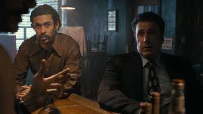Frankie kicks him out,
and then an hour later, - The Deuce