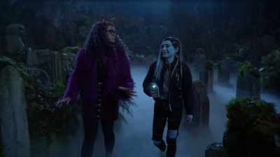 Frankie, you literally know
my deepest, darkest secret. - Monster High: The Movie