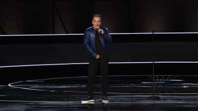 "Frankie, you want to take a look
at this?" - Sebastian Maniscalco: Stay Hungry