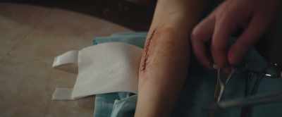 Frankie, will you please
tell her what happened? - The Dirt