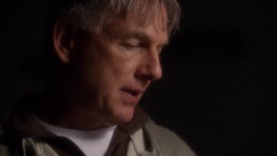 FRANKS:
I'm already on the plane. - NCIS