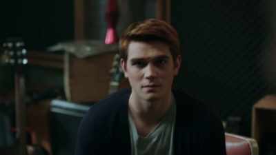 Fred, he just had you
and your mom to provide for, - Riverdale