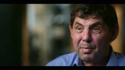 Freddy Shepherd and Doug Hall
are believing everything they're seeing. - The Fake Sheikh