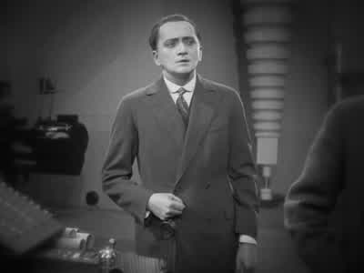 Fredersen dagegen bestellt den Schmalen. - Metropolis
