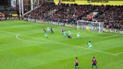 Free kick in, headed away by De Bruyne.
[mumbles] - All or Nothing: Manchester City