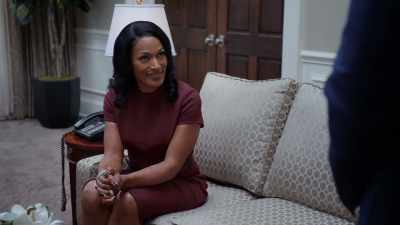Free yourself, honey.
Heh heh heh. - Tyler Perry's The Oval