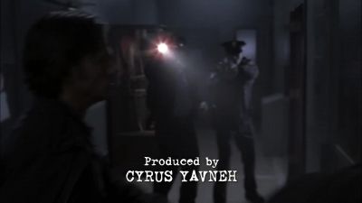 Freeze.
Don't move. - Supernatural