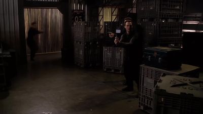 Freeze! Drop them! - Babylon 5