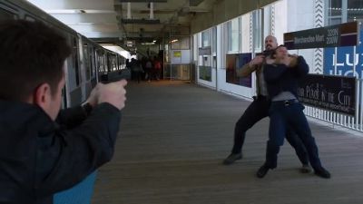 Freeze! - Chicago Fire