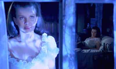 Frieda, what are you doing? - Twins of Evil