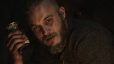 (frightened gasps) - Vikings