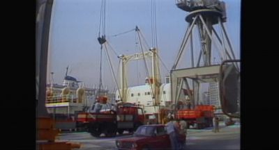 From the port in Palermo, between two and four tons - Murder of God's Banker
