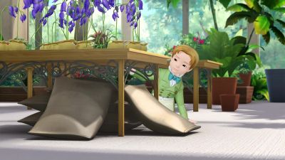 "FROM THIS ONE PUMPKIN
STILL AND QUIET, - Sofia the First