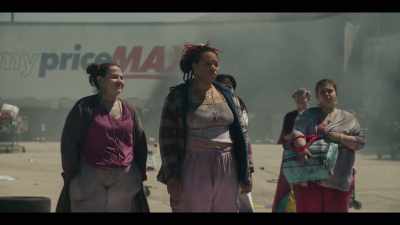 ‐from Wonder Woman.
‐No, no, - Y: The Last Man