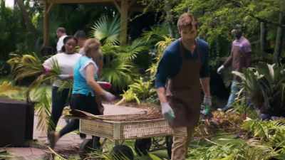 (fronds rustling) - The Love Gala