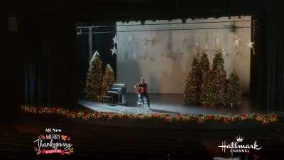  ♪ Frozen tundras never
 wonder how to get warm ♪ - Christmas in Tahoe