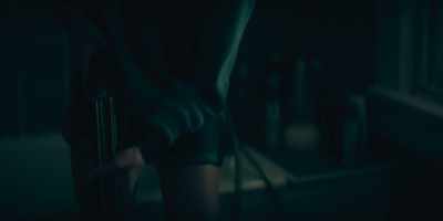 Fuck. Come on, fucker.
Come on. - The Peripheral