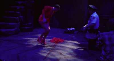 Fuck, fuck...
(audience chuckling) - The Toxic Avenger: The Musical