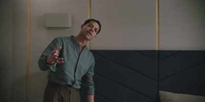 -Fuck!
-(GLASS SHATTERING) - Good Luck to You, Leo Grande
