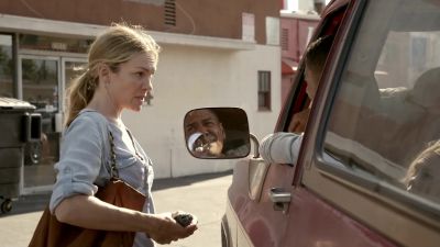 Fuck. Is that a gun? - Bosch