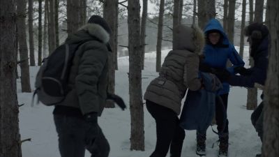 -Fuck, it's not there.
-What's not in there? - Slasher