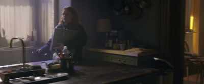 -Fuck off!
-[man] There's nothing here for you, - The Woman in the Window