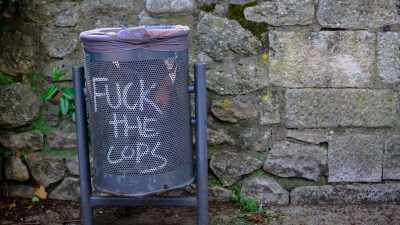 ♪ Fuck tha police ♪ - History of Swear Words