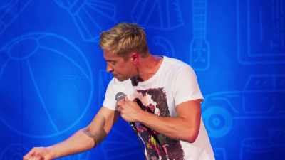 "Fucking leave him there, Dave.
He does my bloody head in. - Russell Howard: Recalibrate