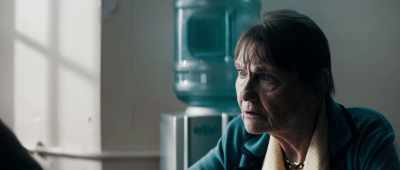 - Fuck's sake, Mum!
- Don't talk to me in that language! - Avengement