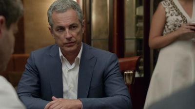 Full house. - Suits