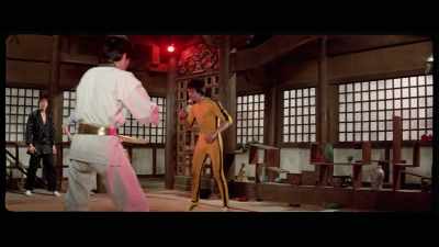 'Further evidence of this would be
when Lee circles around his opponent. - The Final Game of Death