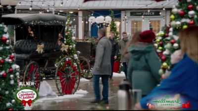 Fuses are all fixed,
software's glitch free, - Christmas at Dollywood