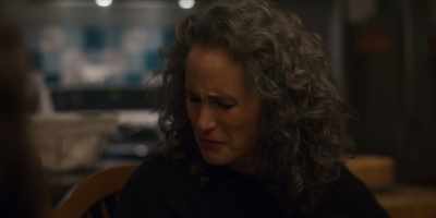 - Fynn!
- You're soaking wet! - The Way Home