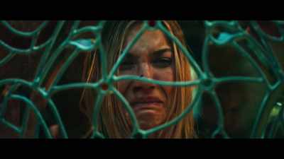 (Gabbi crying) (somber music) - Woman in the Maze