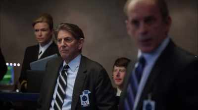 Gabriel, you're not authorized
to take hector in. - Intelligence