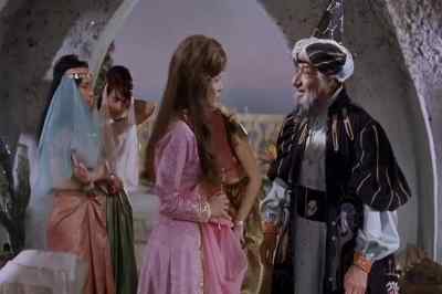Galgo, you might get killed
just with the thunderbolt. - Captain Sindbad