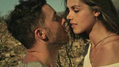 ♪ Galilee - Girl from Nowhere