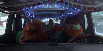 - (GAME BUZZES)
- (SCREAMS) - The Muppets Mayhem
