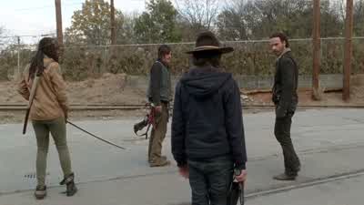 Gareth: Drop your weapons! - The Walking Dead