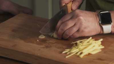 Garlic, - James May: Oh Cook!