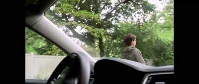 [Gary] Oh, my God,
she's a wreck. - The Ring Thing