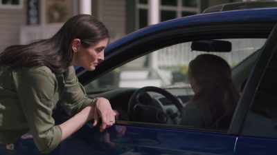 -Gas is topped up.
-Thank you. - Missing and Alone