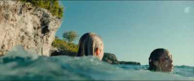 [gasping] - 47 Meters Down: Uncaged