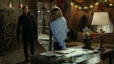 (gasping) - A Royal Christmas Crush