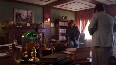 [gasping] - Reba McEntire's The Hammer