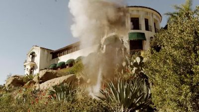 -[gasping, screaming]
-Oh, my God! - The Last Man on Earth